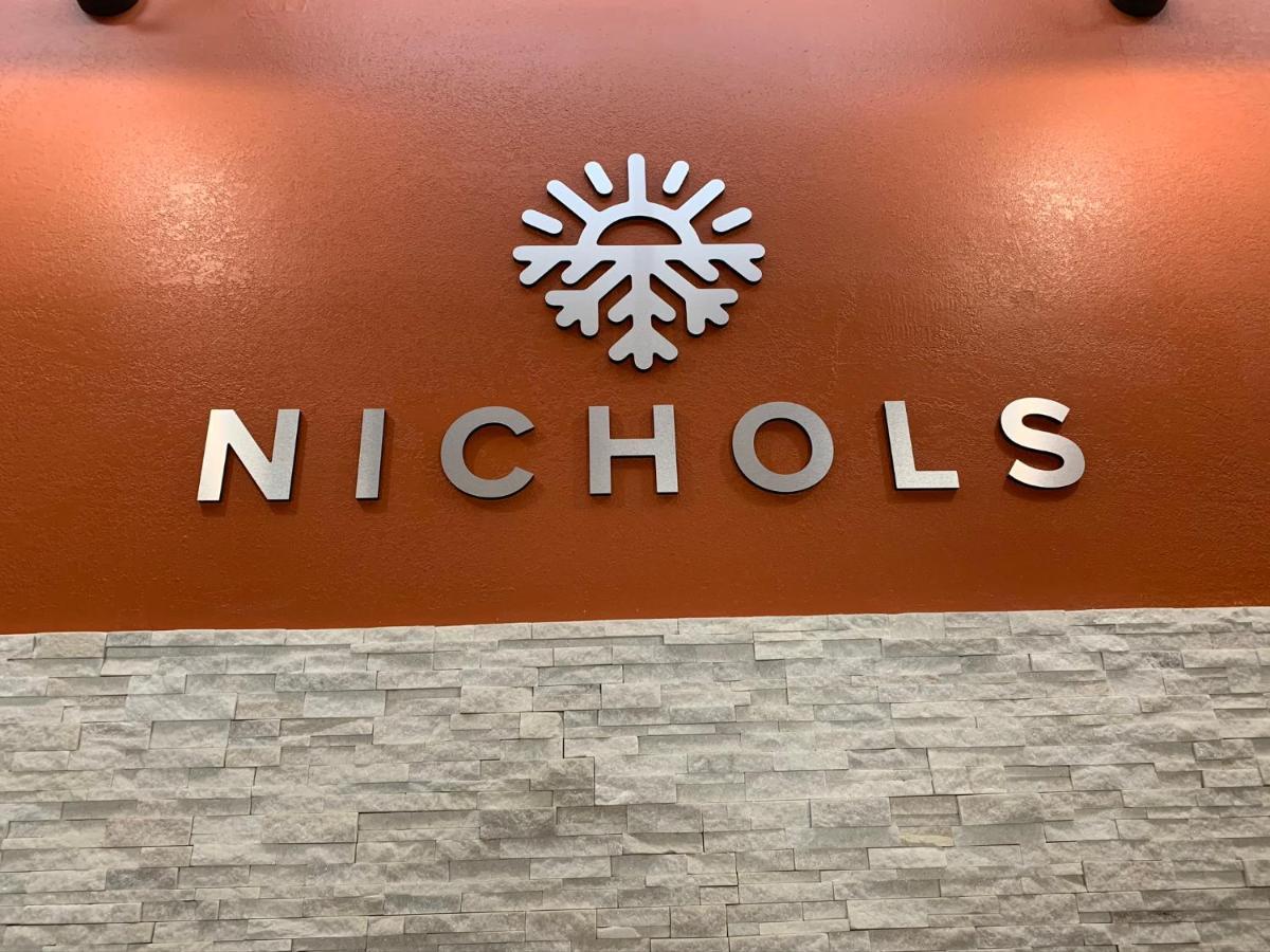 Nichols Inn & Suites Hastings 外观 照片