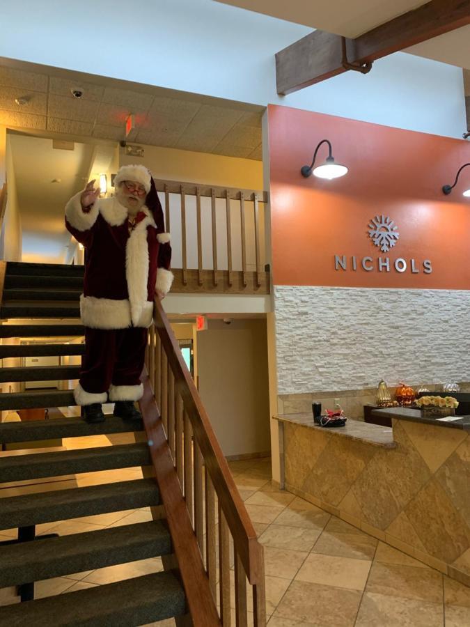 Nichols Inn & Suites Hastings 外观 照片
