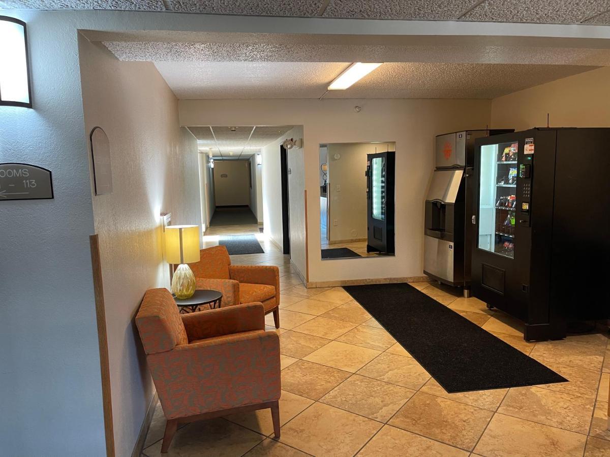 Nichols Inn & Suites Hastings 外观 照片