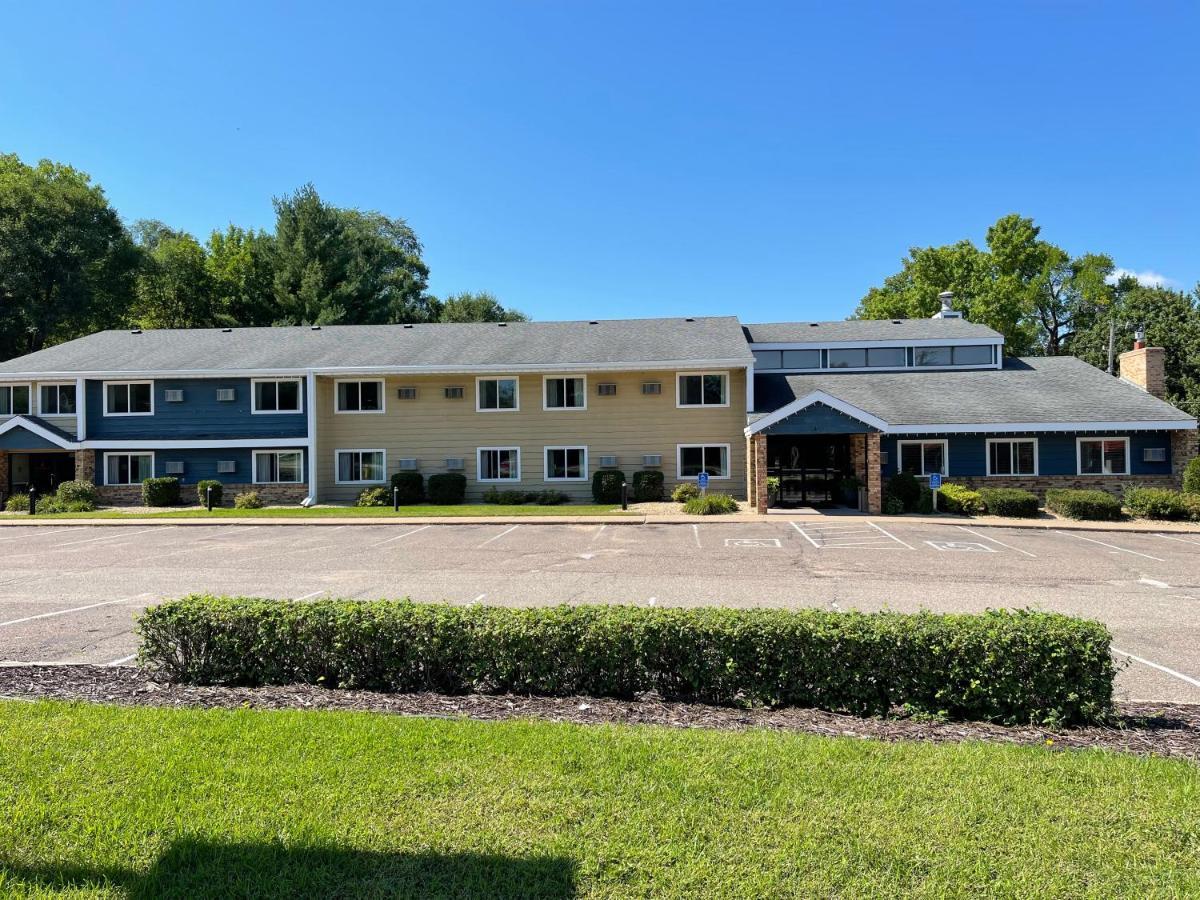 Nichols Inn & Suites Hastings 外观 照片