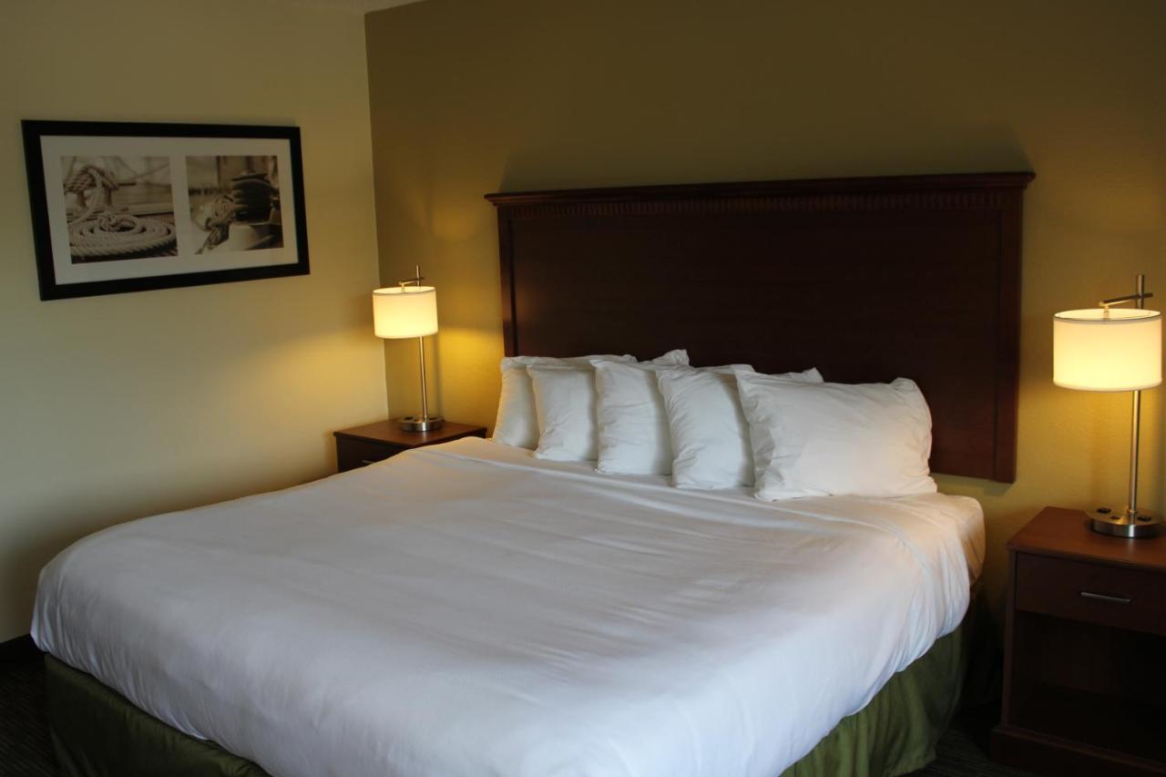 Nichols Inn & Suites Hastings 客房 照片